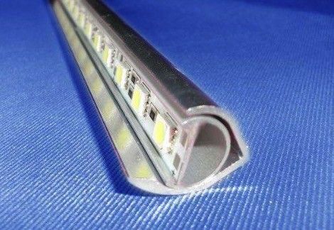 Aluminiowe taśmy LED ze sztywnego stopu aluminium, 8-nanometrowe paski Super Bright LED